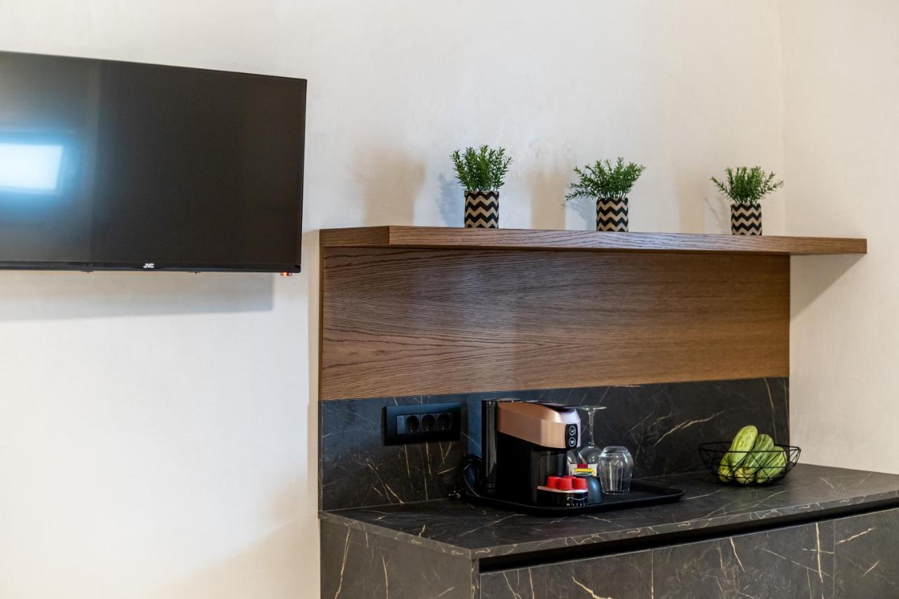 Amer Suites ฟิรา ภายนอก รูปภาพ